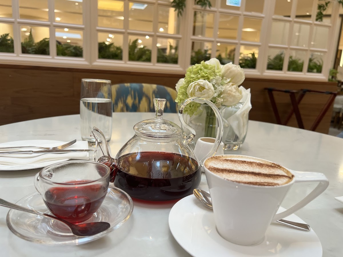 Cova Ristorante & Caffe Pacific Place Branch Photos 2